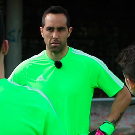 Allenati con Claudio Bravo