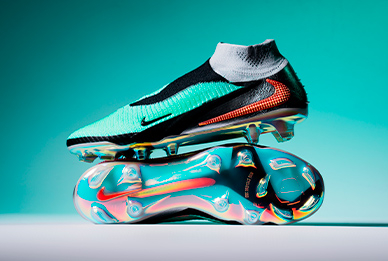 card Nike Phantom 6